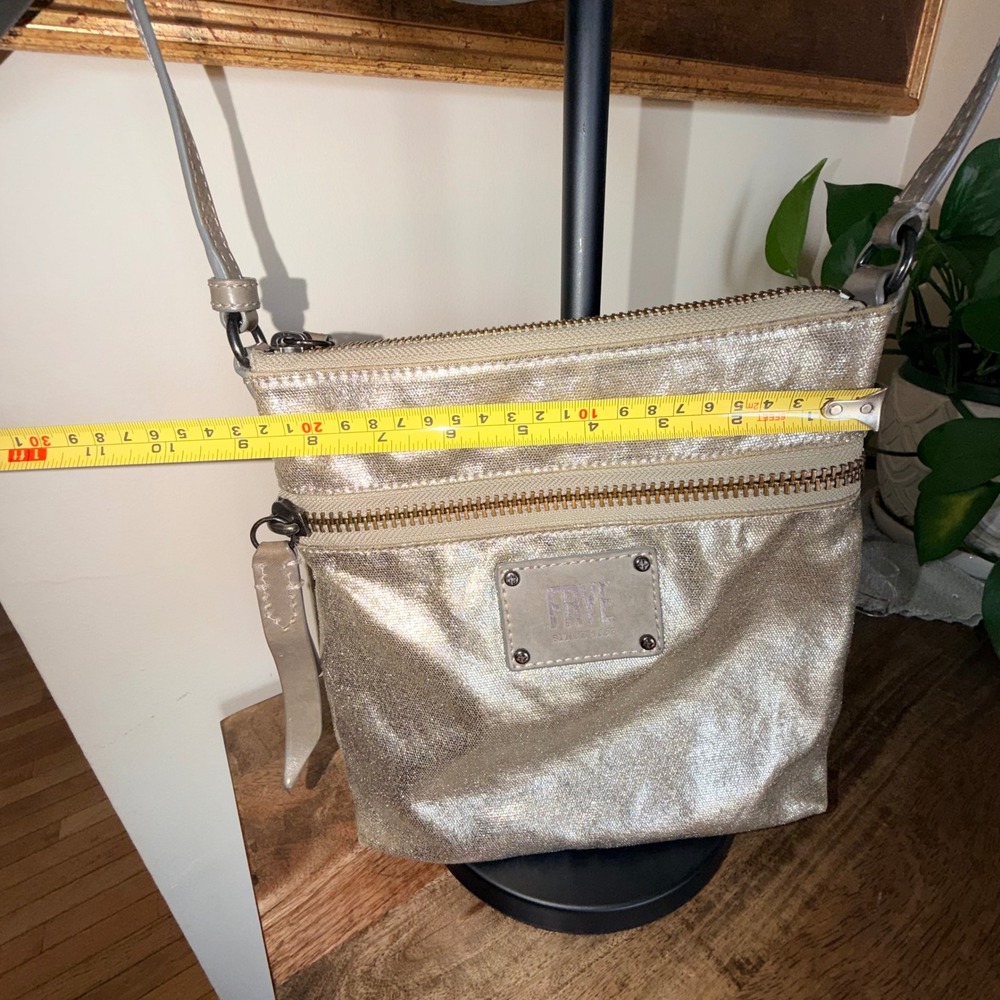 Frye Crossbody Bag Women Small Gold Metallic Canvas Leather Trim Industrial Glam - Picture 4 of 10